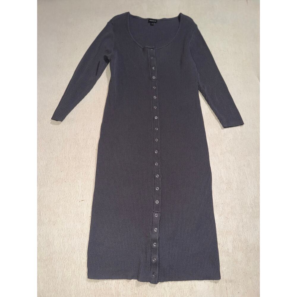Torrid women’s grey ribbed front button midi dress - Picture 13 of 14